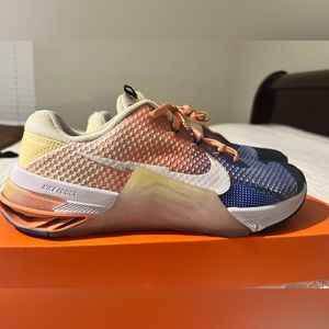 Nike metcon 7 amp (size 8.5 women/ 7 men’s)